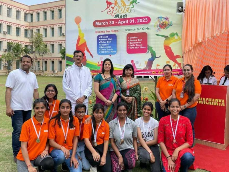 Capt Manjula Katoch was invited as a Chief Guest to deliver a motivational Lecture on the occasion of Sports Day Event