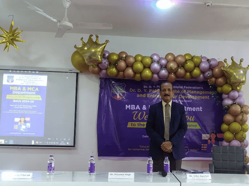 Pune-based Soft Skills Trainer Col Uday Jagavkar conducted a Session on Goal Setting for first-year students of MBA and MCA