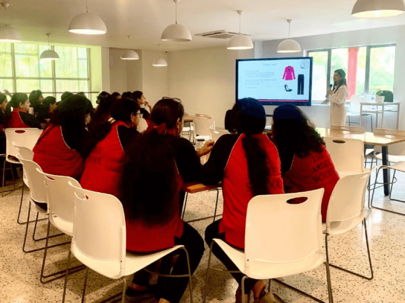 Delhi-based Image Consultant and Soft Skills Trainer Gitika Bhagat conducted a session on Image Management and Dressing for Success