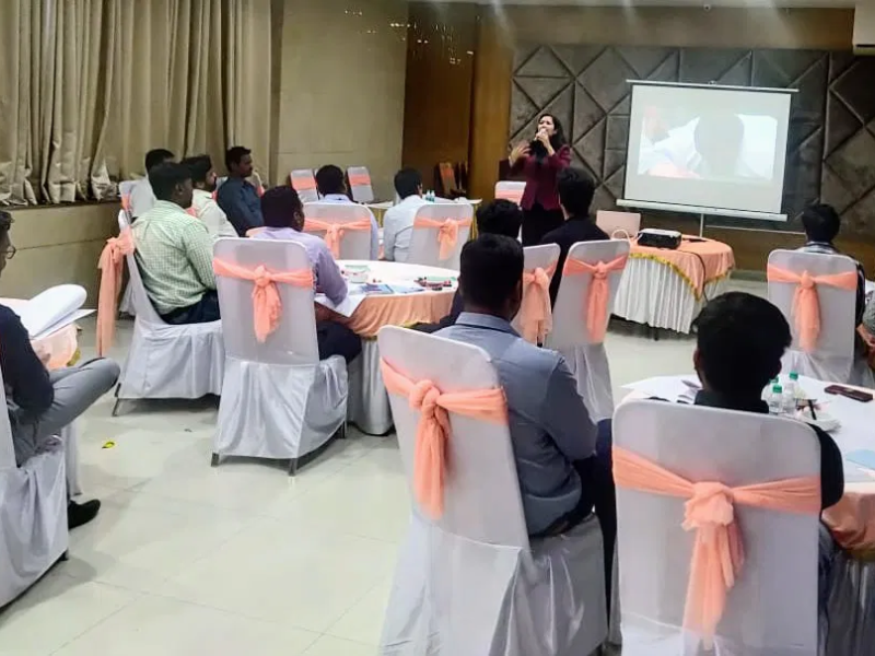 Meenakshi Gupta Conducted Session on Communication Skills at Ambala for executives of a leading corporate