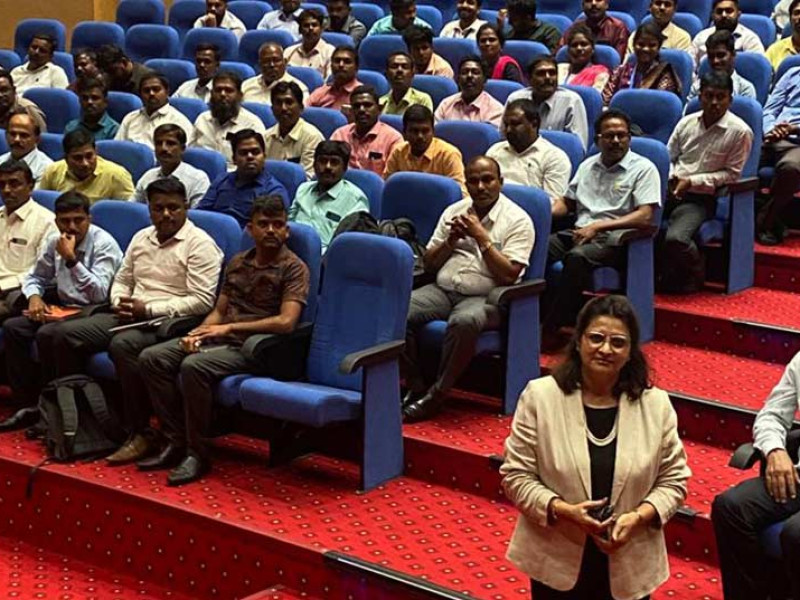 Delhi based Soft Skills Trainer Ms Kiran Khattar conducted a training session on Goal Setting and Self Motivation