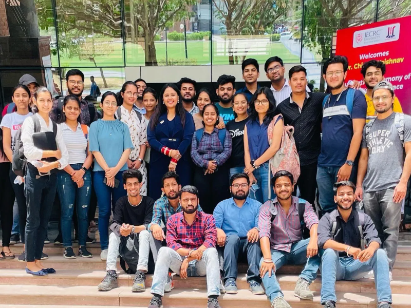 Kritika Duggal has conducted a training session on the topic of “The art & science of creating FIRST IMPRESSIONS”