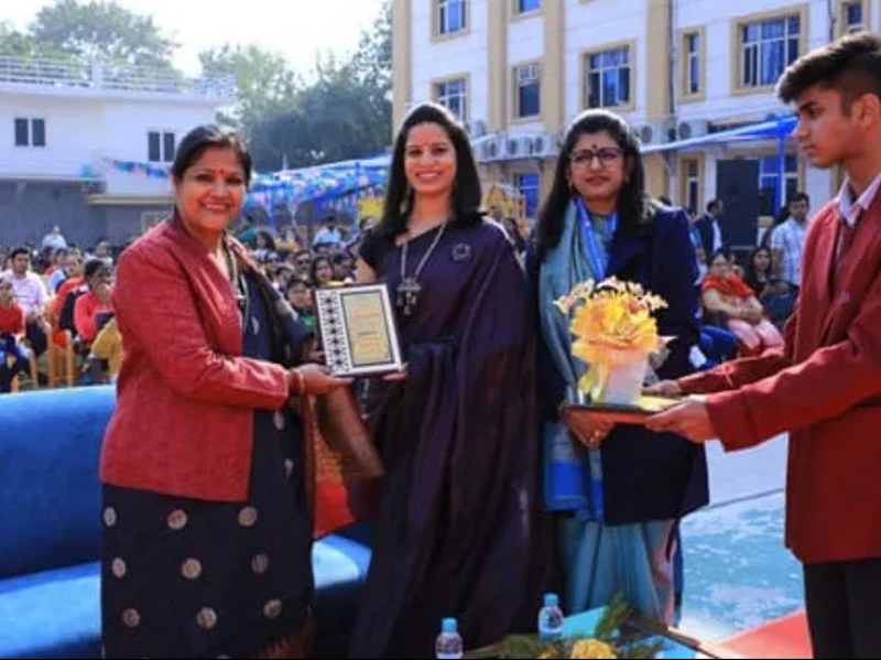 Delhi based Corporate Trainer, Capt Manjula Katoch was invited as a Chief Guest to deliver a motivational talk on the occasion of Grandparents’ Day