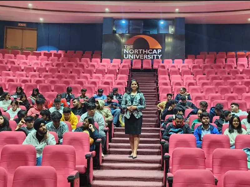 Delhi based Corporate Trainer, Capt Manjula Katoch conducted two training sessions on the Topic, “Critical Thinking”