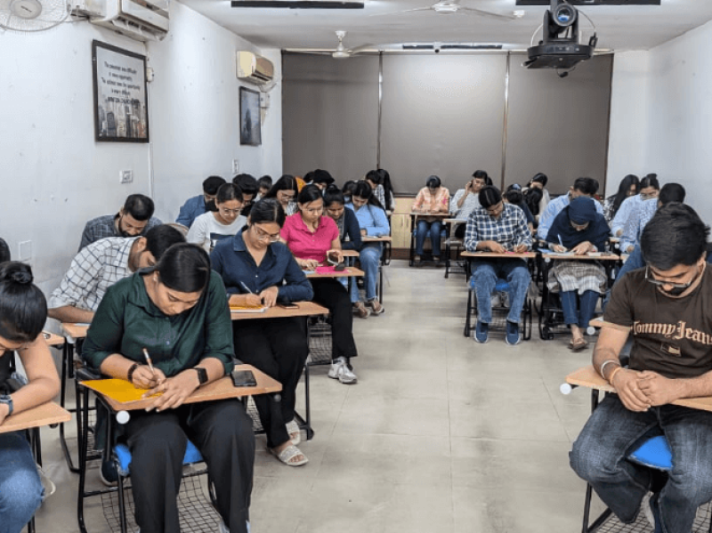 Chandigarh based Image Consultant & Soft Skills Trainer, Monika Dhiman delivered a 4 hours Soft Skills Intensive workshop for Judiciary aspirants