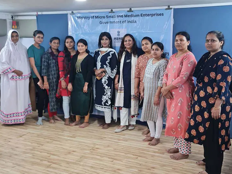 Pune based Image Consultant Nikita Sankeshwar Gorde conducted 3 sessions which included a practical market visit