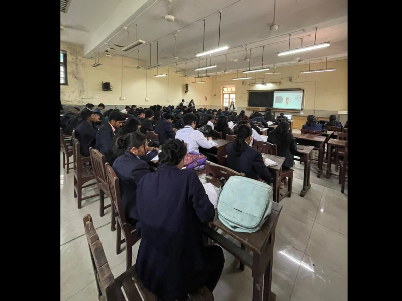Nishka Joshi Conducted a Session on GET, SET GOALS for UG students of Sydenham College in Mumbai