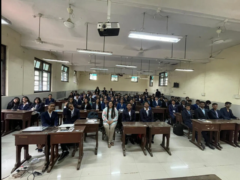 Nishka Joshi Conducted a Session on GET, SET GOALS for UG students of Sydenham College in Mumbai