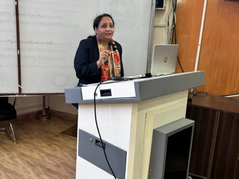 Chandigarh based Soft Skills Trainer Renu Kaushal conducted a training session on “Owning your Communication Armour