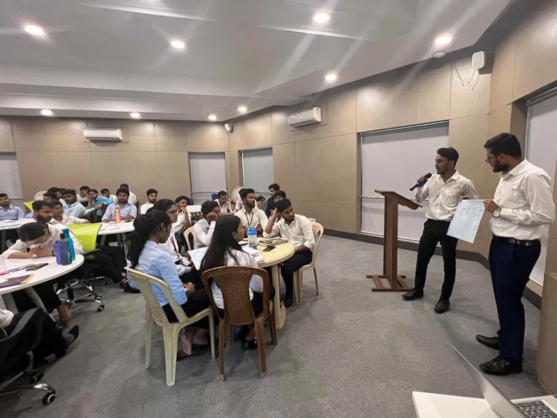 Delhi NCR-based Image Consultant and Soft Skills Trainer Dr. Shikha Singh was recently invited as a trainer to take behavioural training sessions on Building Employability Skills for the engineering students of IILM University.