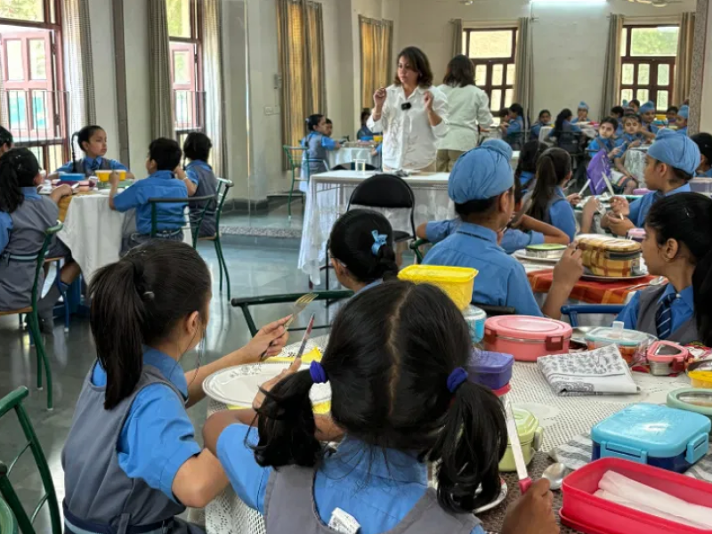 Chandigarh based Image Consultant Supreet Kaur conducted an Offline training Workshop on Dining Etiquette in a reputed school in Mohali, Punjab.