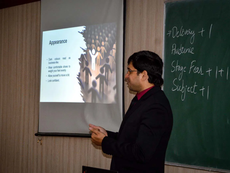 Syed Hassan Abdullah Conducted a Session on Management Development Program on the Art of Presentation at ICBM