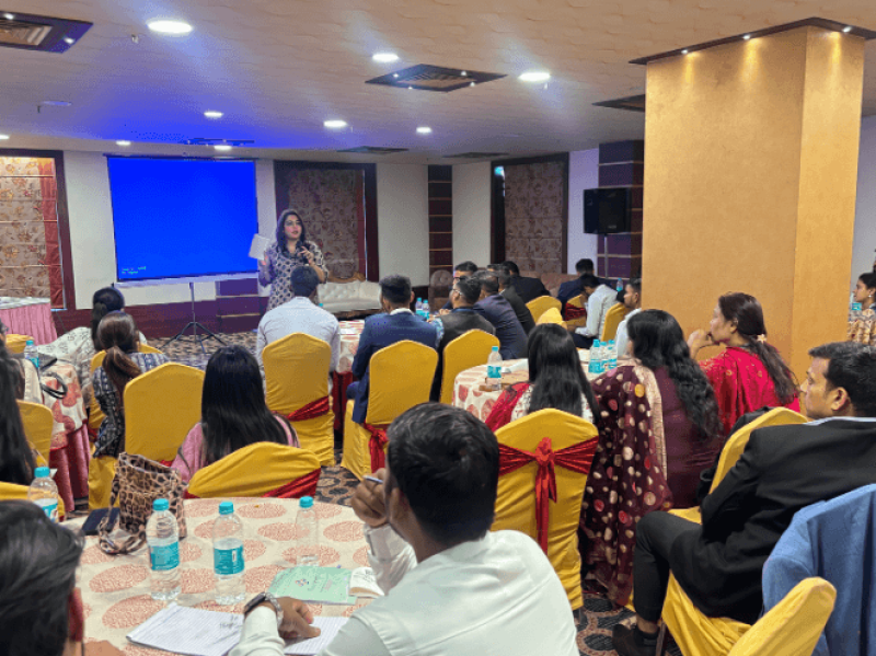 Chandigarh based Image Consultant Supreet Kaur conducted a training session on WorkPlace Grooming & Communication Skills