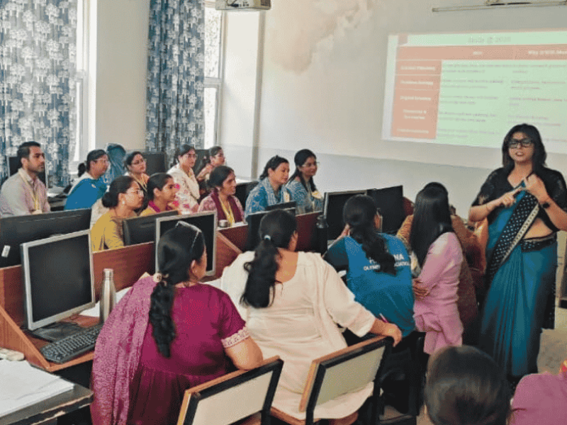 Dr Ritu Nagpal, Image Consultant and Soft Skills Trainer, Facilitates Educator Workshop at Laburnum School