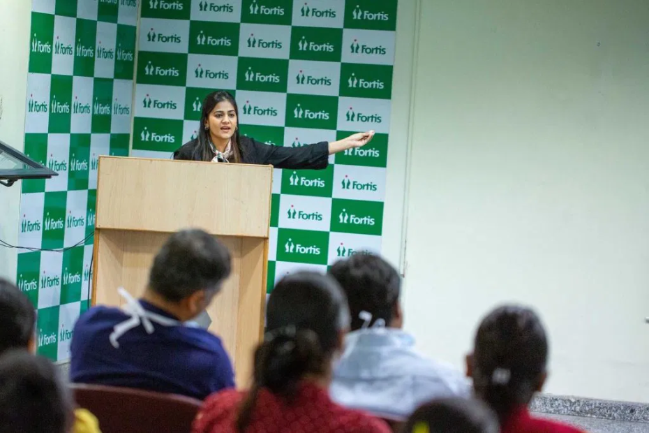 Ananya Bardia conducted a training session on the topic of “Power of Appearance & Soft Skills”