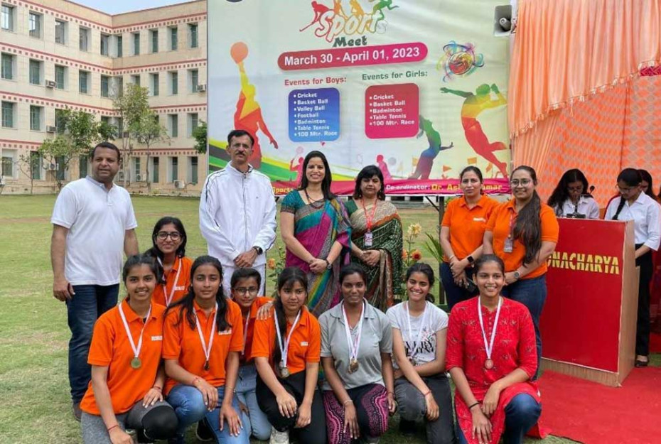 Capt Manjula Katoch was invited as a Chief Guest to deliver a motivational Lecture on the occasion of Sports Day Event